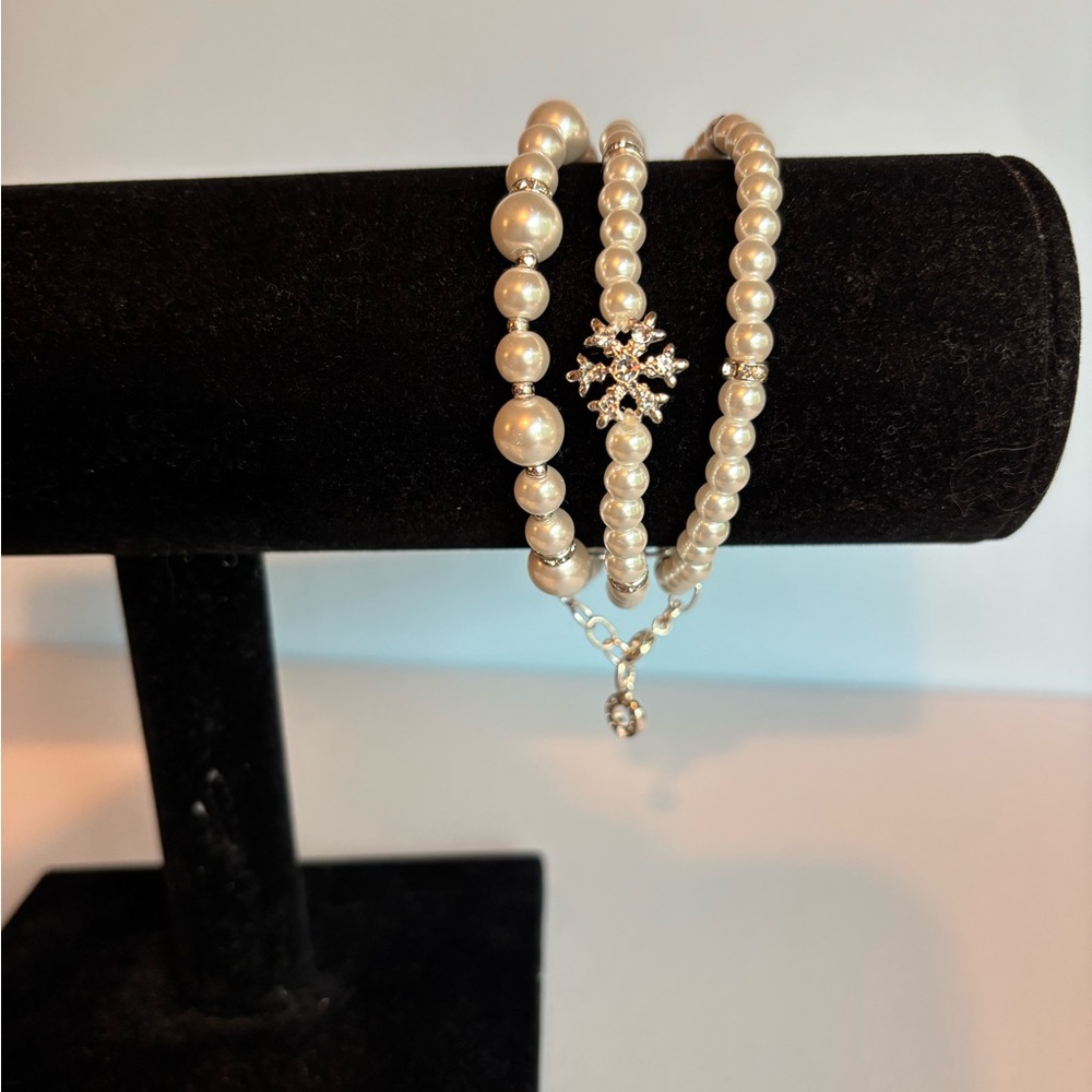 Anne Klein Pearl Bracelet Set with Snowflake Charm - White